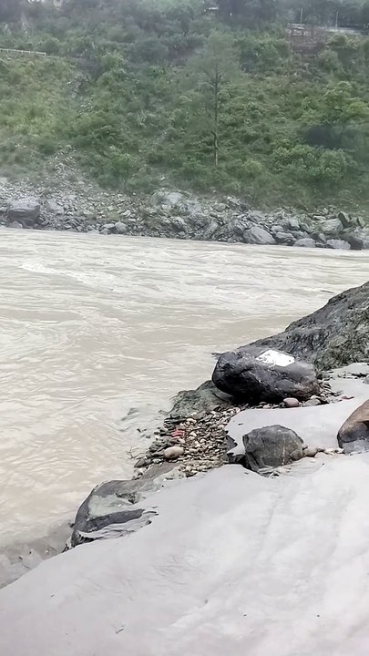 Devprayag Sangam uttrakhand