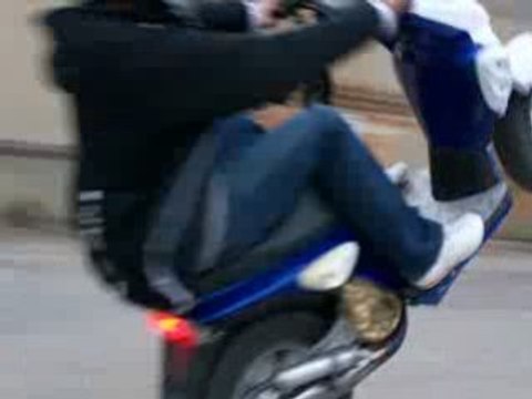 mbk stunt en roue