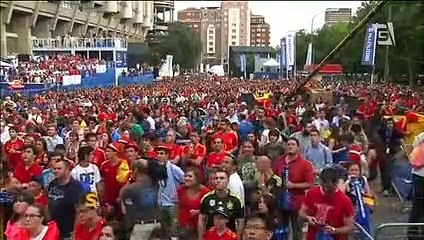 Tristeza dos espanhóis e festa dos chilenos na Copa do Mundo