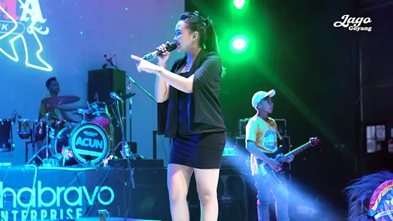 Mila Santika Cover "Nagih Janji" dangdut music