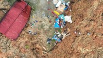 Malezya'da toprak kayması nedeniyle 16 kişi öldü! Kayıp 17 kişi aranıyor
