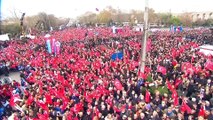 Istanbul: des milliers de personnes réunies en soutien à Ekrem Imamoglu