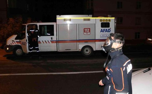 Esrarengiz koku ekipleri harekete geçirdi, etkilenen 6 kişiye sağlık ekibi müdahale etti