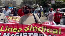 Perù, lo stato di emergenza non ferma le proteste per l'arresto di Castillo: scontri e vittime