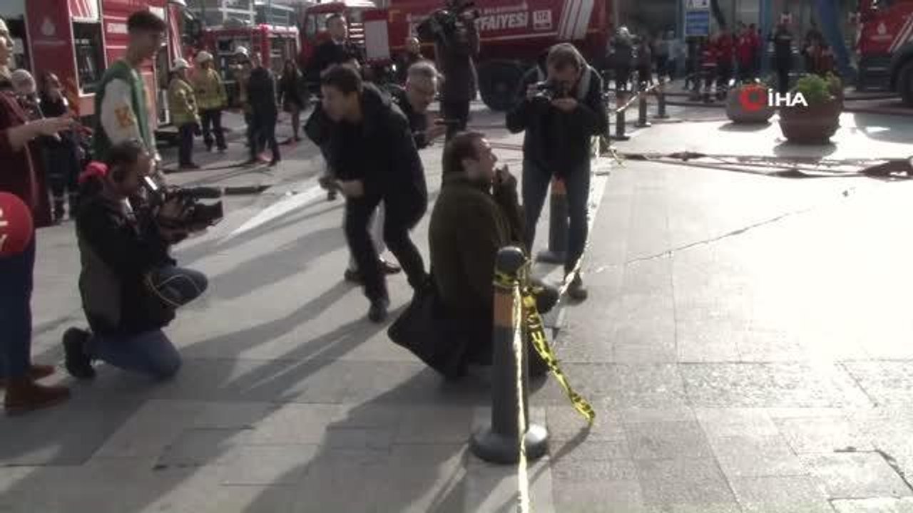 Yangında içerideki yakınına telefonla ulaşan adam "cık dışarı çık" diye haykırdı