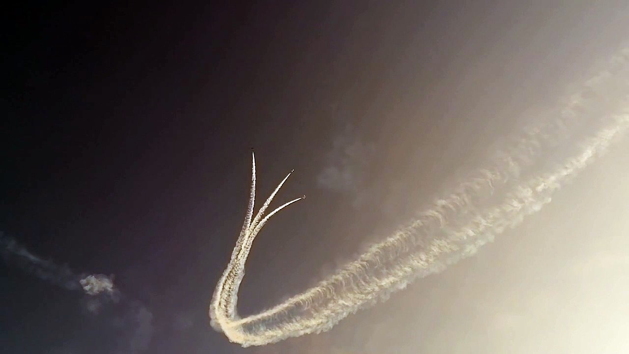 Live air show