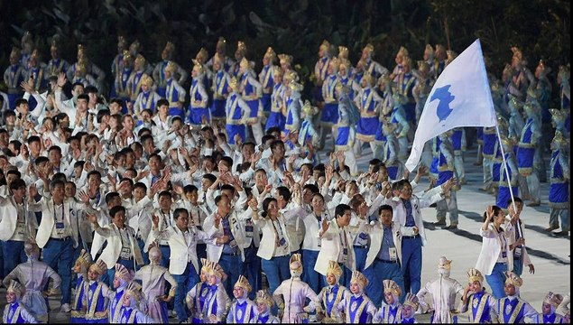 Coreias desfilam juntas na abertura dos Jogos Asiáticos