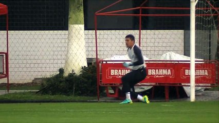 Santos não treina em campo por causa da chuva veja imagens