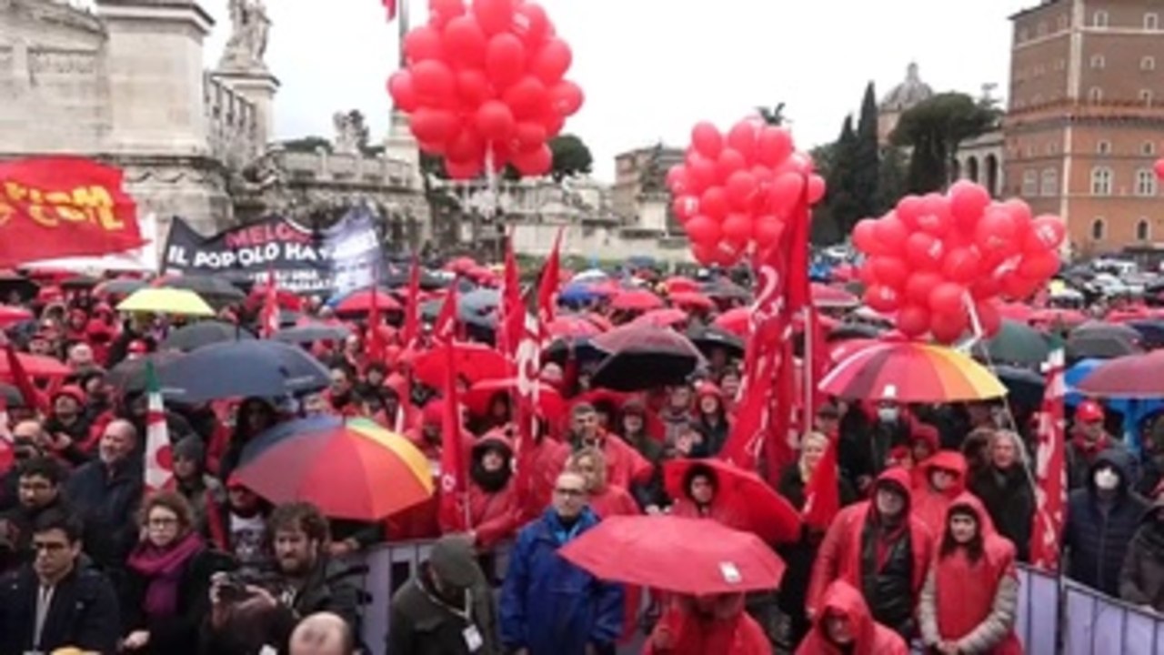 Sindicatos italianos convocaron huelgas contra los presupuestos de Meloni