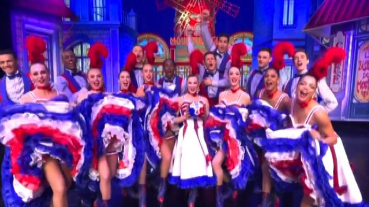 Coppa del Mondo, anche dal Moulin Rouge fanno gli auguri ai Blues