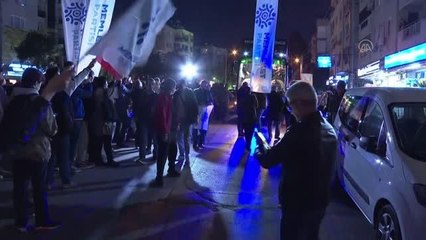 Memleket Partisi Genel Başkanı İnce, İzmir'de ziyaretlerde bulundu