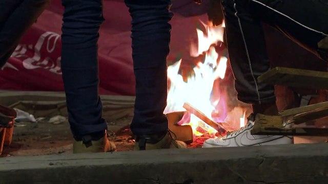 Dans le nord de Paris, les migrants sans-abris face à l'épreuve du froid