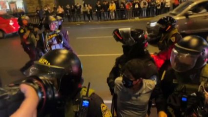Perù, scontri e feriti a Lima tra dimostranti e polizia