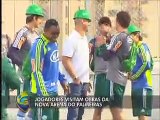 Jogadores do Palmeiras visitam as obras da nova Arena