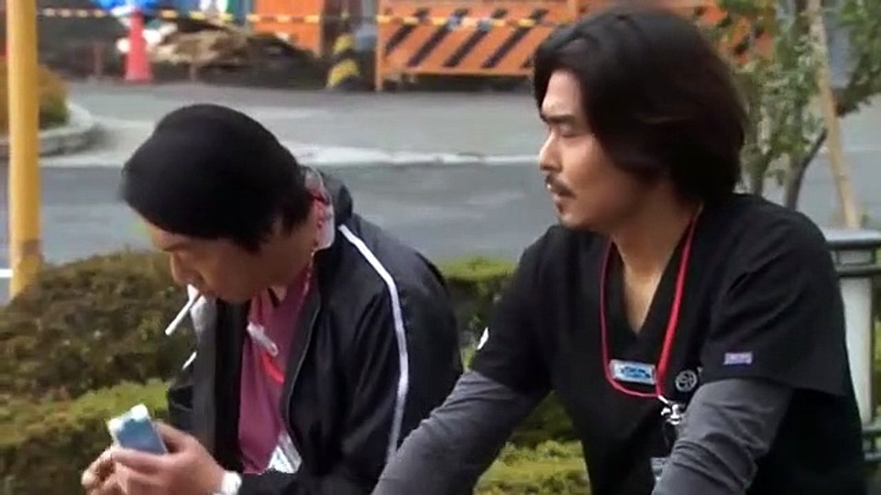 Resident: Story of 5 Interns - Rejidento-5nin no Kenshui - レジデント～5人の研修医 - ENG SUB - E8