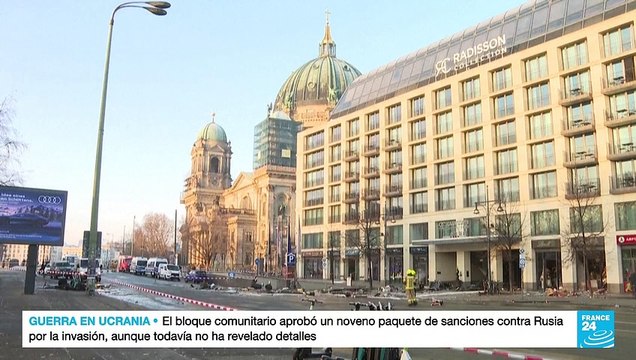Explotó acuario cilíndrico más grande del mundo en hotel de Berlín