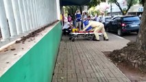 Homem é ferido por golpes de faca no peito e nas costas, no centro de Cascavel