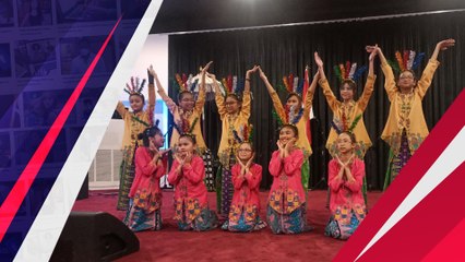 Fans Berbagai Negara Menikmati Tarian Indonesia Jelang Final Piala Dunia 2022