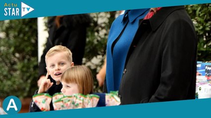 Gabriella de Monaco bien malicieuse : grand Noël au palais avec ses parents et son frère Jacques !