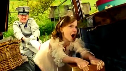 La niñera mágica y el Big Bang - Tráiler en español #2