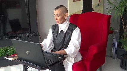 Beş kez kanseri yendi, hayatını lösemili çocuklara adadı