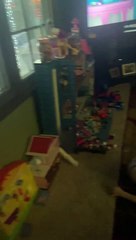 Little Girl Spots the Grinch Outside