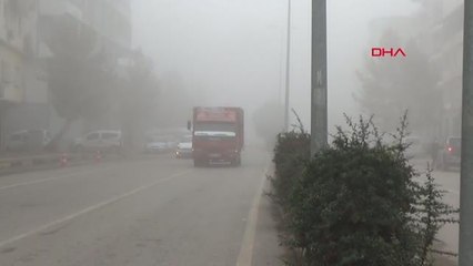 GAZİANTEP'TE, SİS YAŞAMI OLUMSUZ ETKİLEDİ