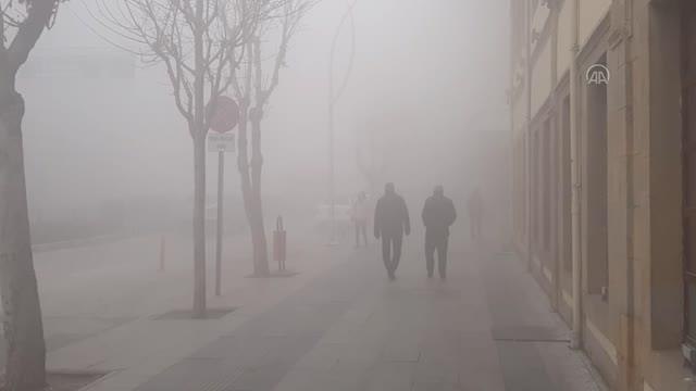 Sis nedeniyle görüş mesafesi 30 metrenin altına düştü