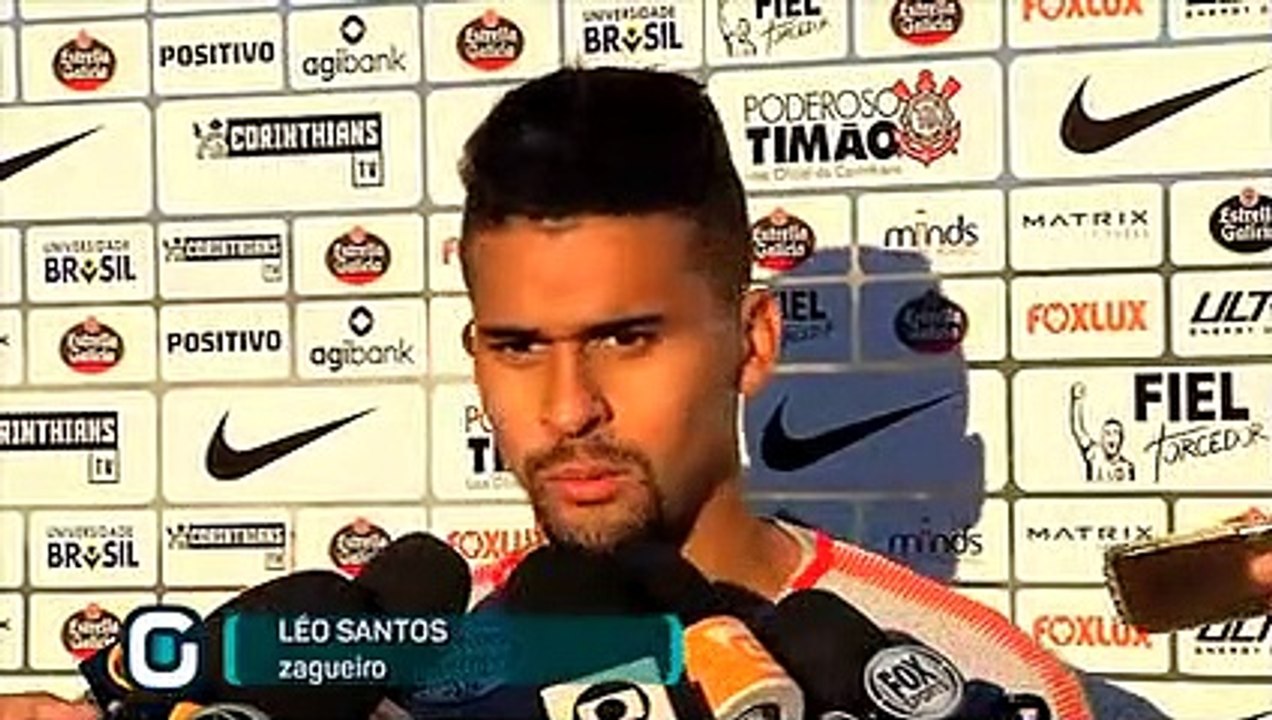 Entrevista com o zagueiro Léo Santos