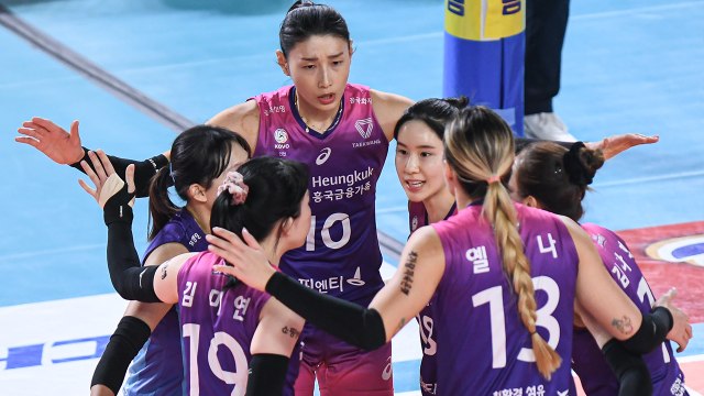 '김연경·이주아·옐레나 60점' 흥국생명, 5연승 질주 / YTN