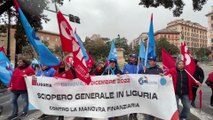 Genova, a migliaia in corteo contro la manovra del governo: 