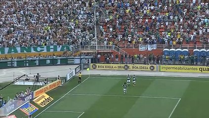 Assista aos melhores momentos de Palmeiras x Corinthians no Pacaembu