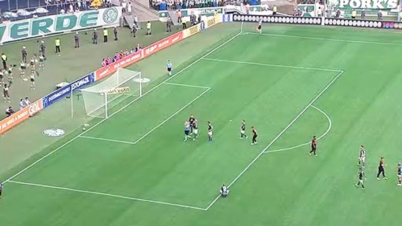 Confira os dois gols do Vitória contra o Palmeiras