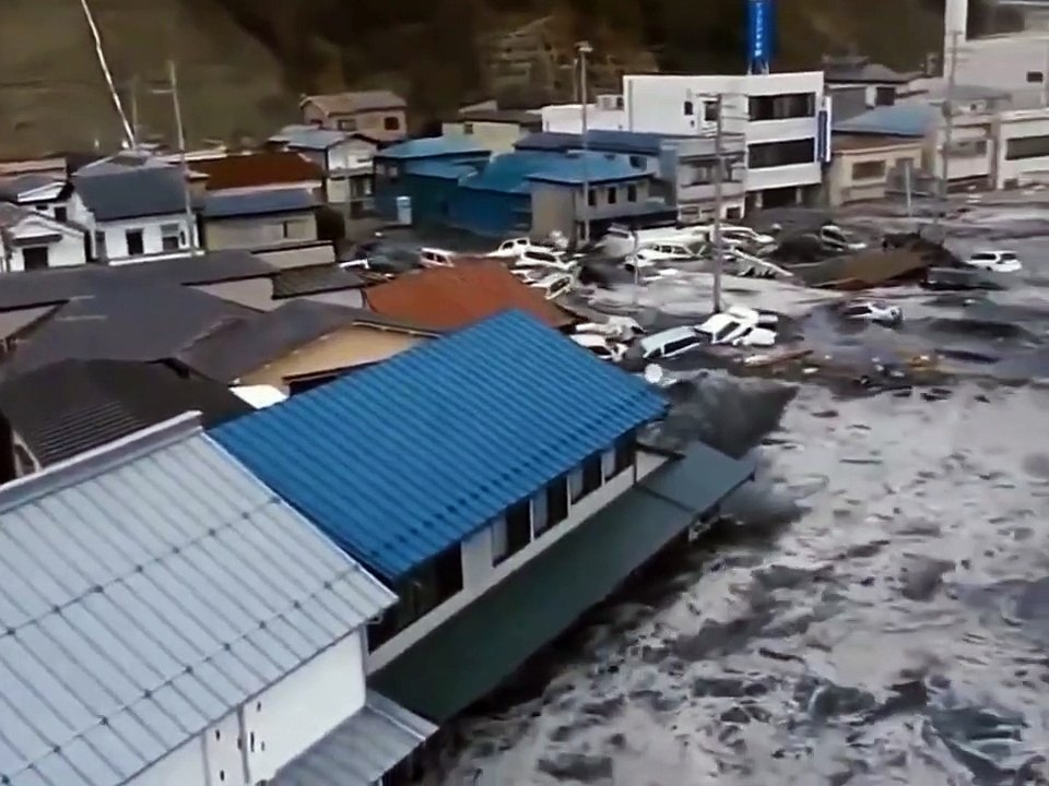 Tsunami Paling Besar Dalam Sejarah Dunia