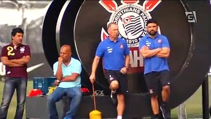 Timão tenta esquecer indefinição do futuro para voltar ao G-4