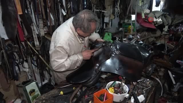 Elli yıl öncesinin en gözde mesleğiydi şehirde bir tek o kaldı