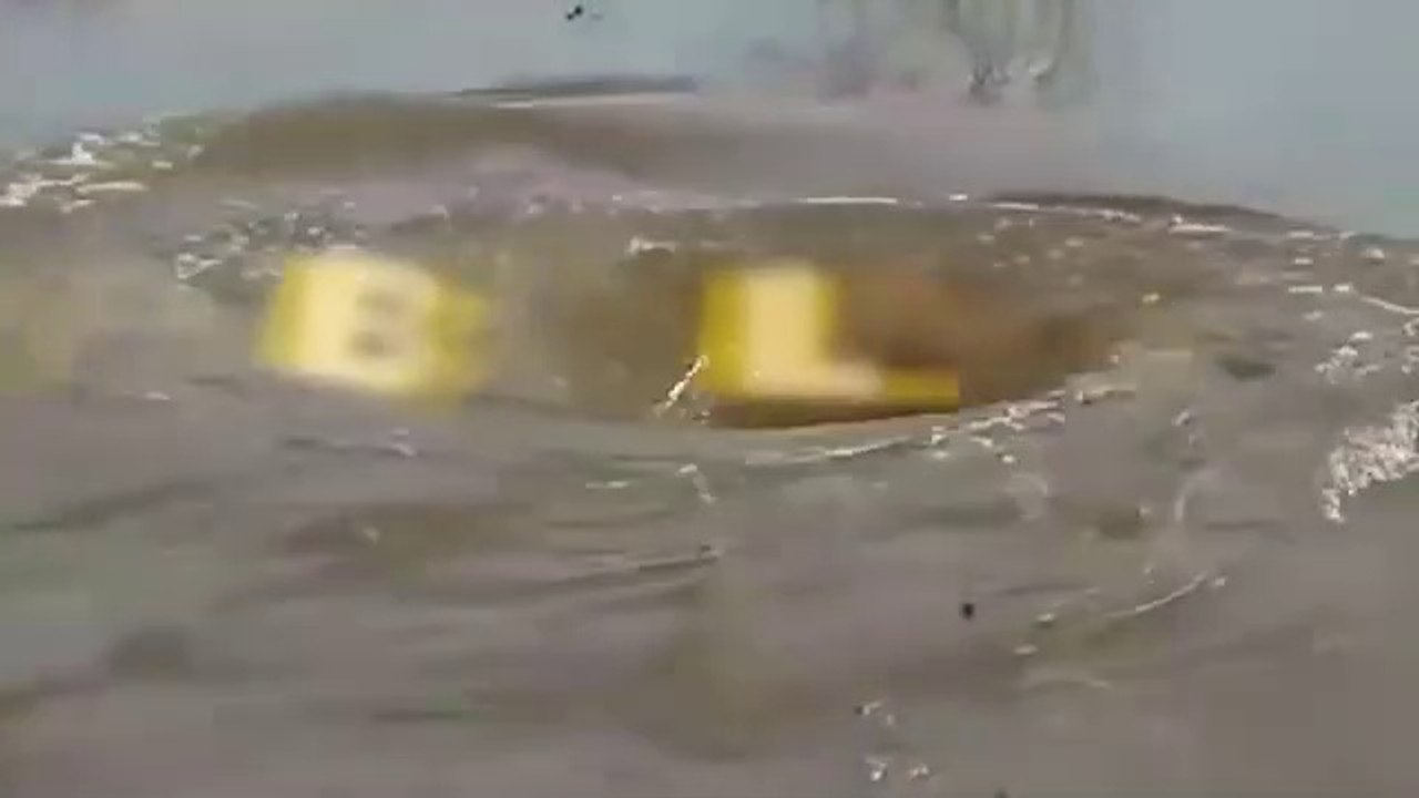 Tourbillon - Maman Tshala Muana ft Maman Mbilia Belle