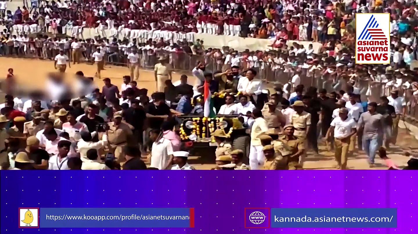 Yash:  ರಾಕಿಂಗ್ ಸ್ಟಾರ್ ಯಶ್ ಜೊತೆ ಫೋಟೋ ಪಡೆದು ದಿಲ್ ಖುಷ್ ಆದ ಫ್ಯಾನ್ಸ್..