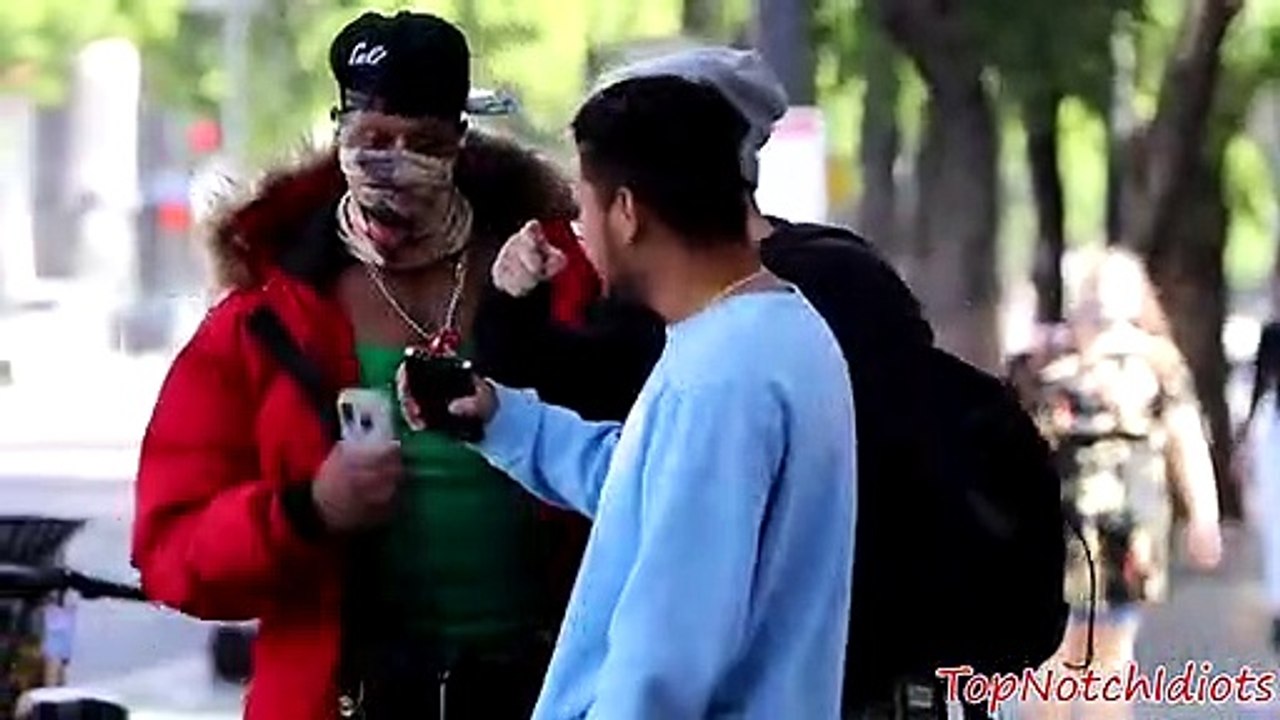 JUMPING People in the Hood!