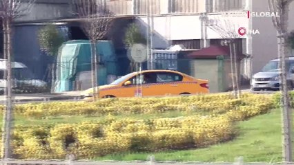 Tuzla’da takside çocuğunu bırakan kadın geri dönmeyince taksici ne yapacağını şaşırdı