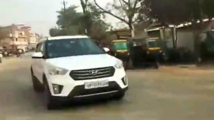 सुलतानपुर: चोरों की बल्ले-बल्ले घर के सामने खड़ी बोलेरो हुई चोरी, पुलिस छानबीन में जुटी