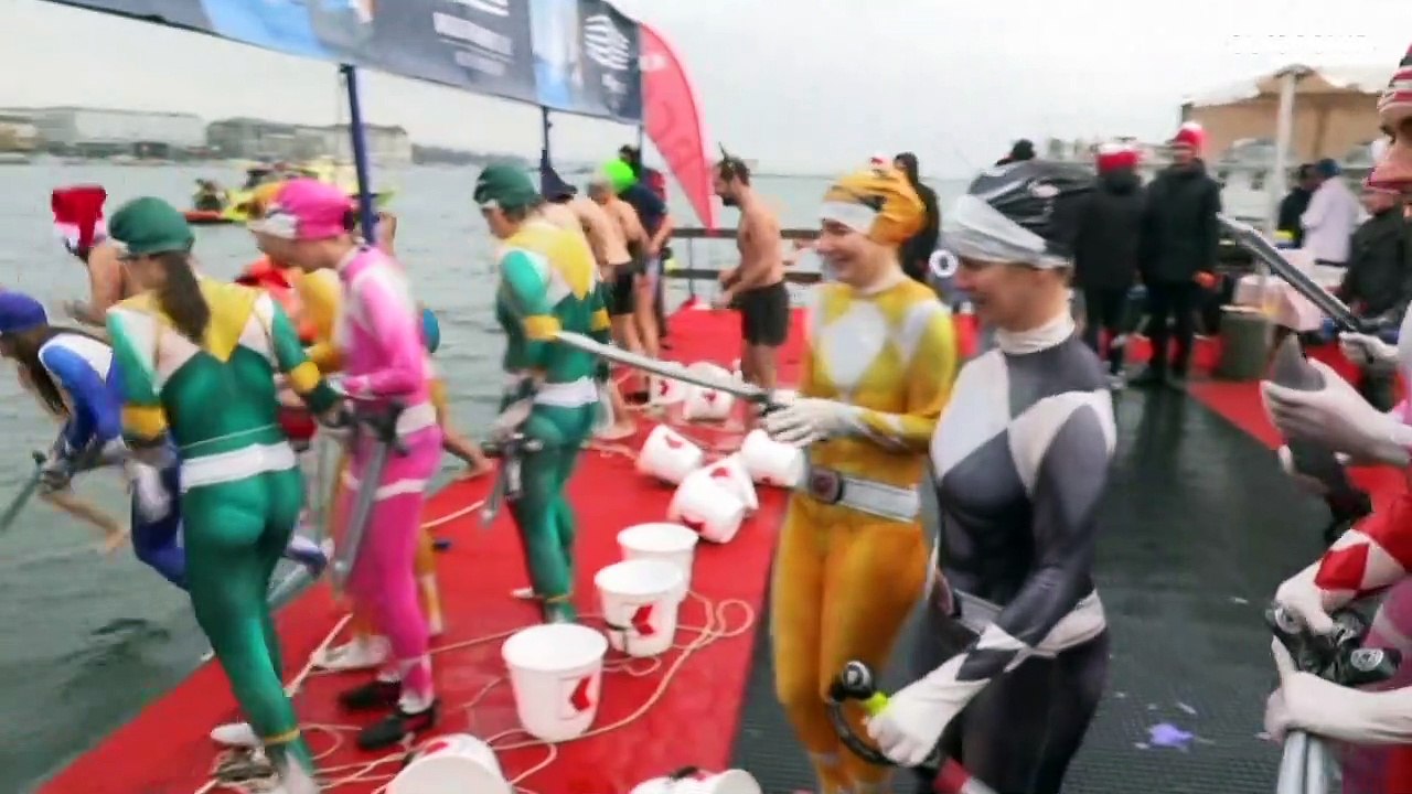 Bei minus 2 Grad: 4 000 schwimmen durch Genfer See