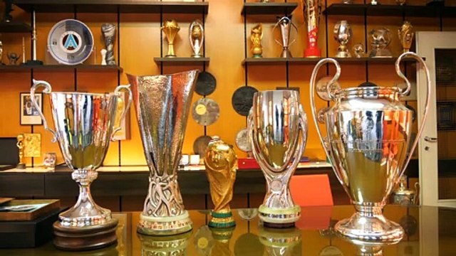 Mondiali, nell'azienda italiana che realizza la coppa del mondo: cinque cose che (forse) non sapevi