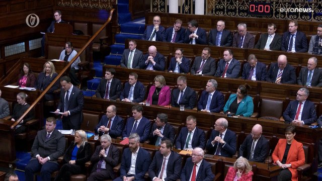 Micheál Martin passou a chefia do governo irlandês a Leo Varadkar