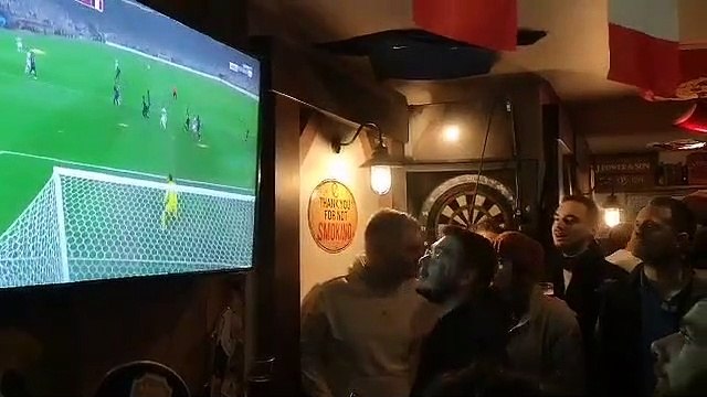 Premières émotions pour les supporters tricolores