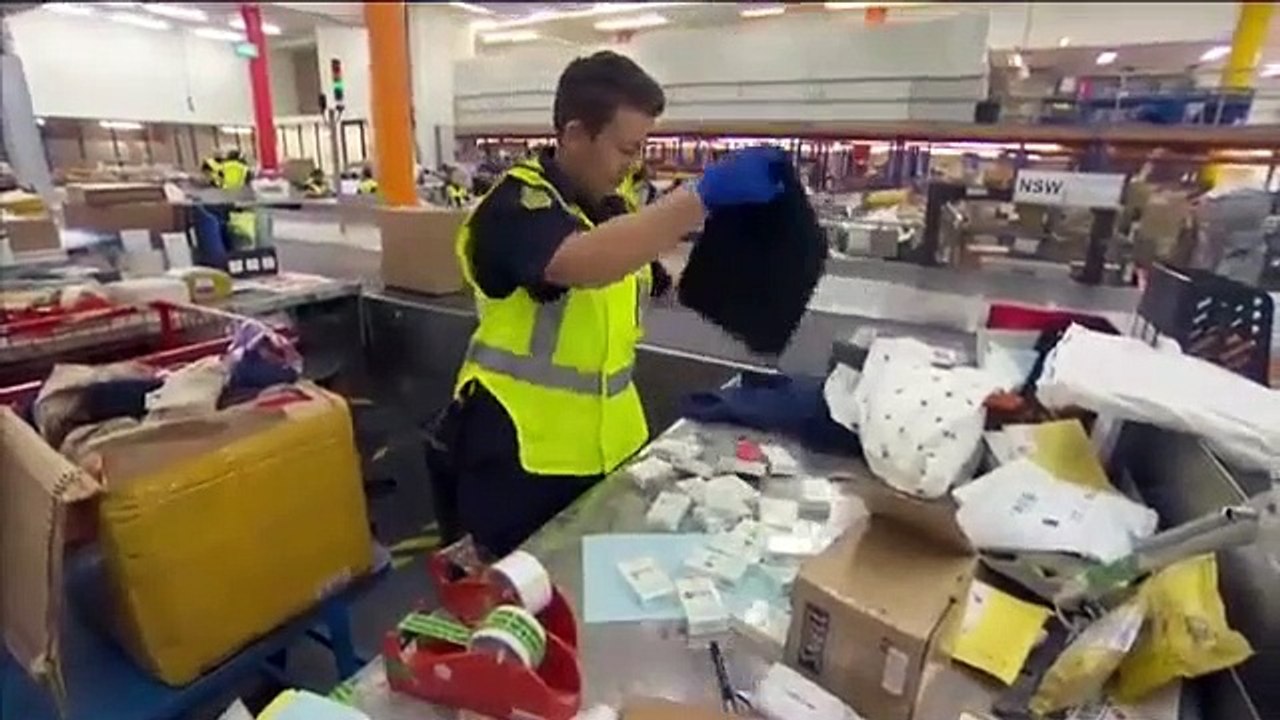 Keeping Australia Safe - Se1 - Ep02 HD Watch HD Deutsch