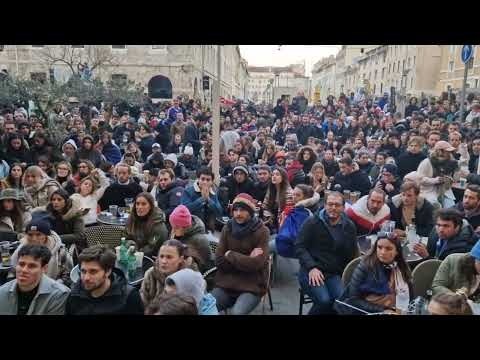 Argentine-France : les supporters déçus et tendus à Marseille