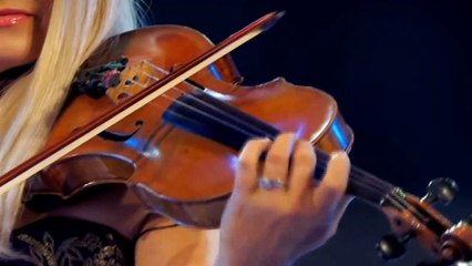 CELTIC WOMAN – Photogallery/Finale/Credits | Celtic Woman: Destiny | Live from The Round Room at The Mansion House, Dublin | Featuring Méav | Live In Concert