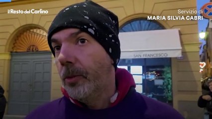 Fiaccolata per Alice Neri, duecento persone in centro a Modena