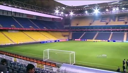 Brasil reconhece gramado antes de enfrentar Turquia em amistoso